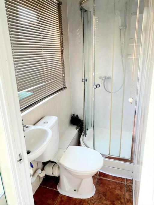 Evo A - Gravesend 1 Bedroom Apartment Dış mekan fotoğraf